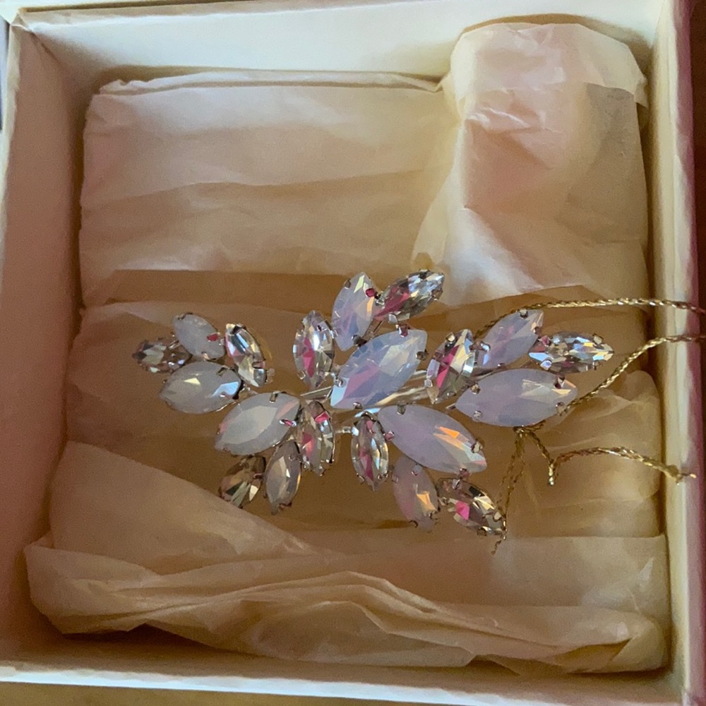 Brides & Hairpins Luna Clip